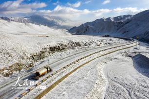 甘肃阿克塞除雪保畅通