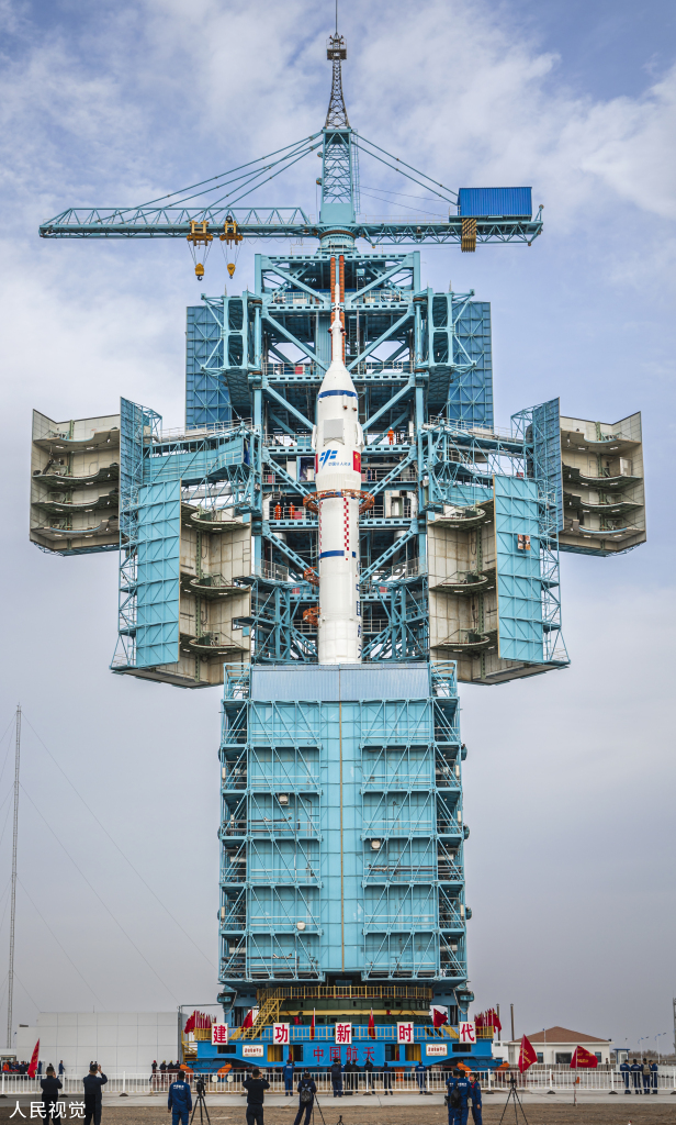 
广州中山一院黄牛代挂号电话票贩子号贩子网上预约挂号,住院检查加快,神舟十五号船箭组合体完成转运 将择机发射