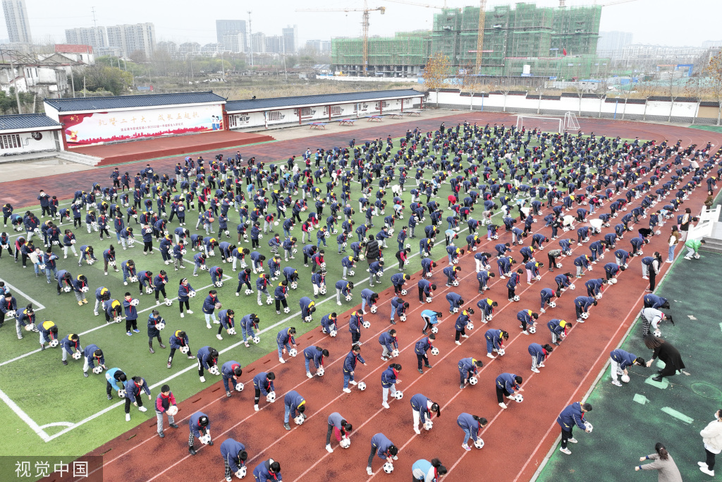 
北医六院黄牛代挂号电话票贩子号贩子网上预约挂号,住院检查加快,江苏连云港：校园内普及足球运动 学生大课间练习快乐足球操