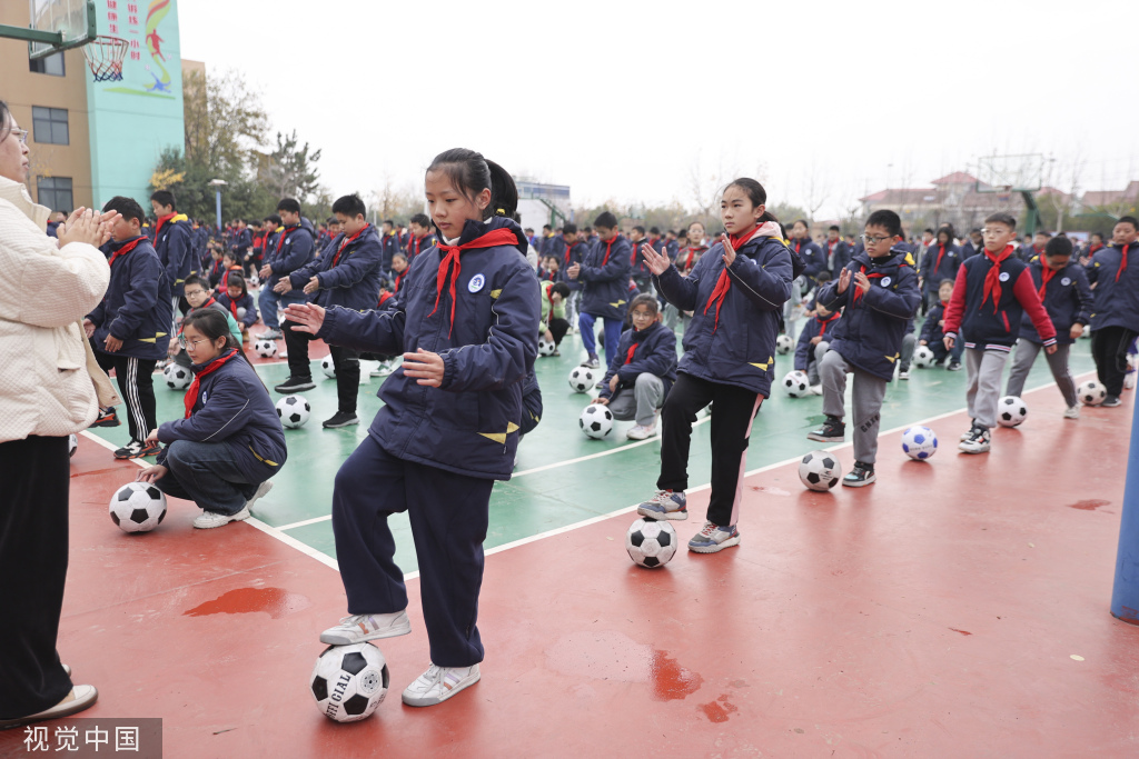 
北医六院黄牛代挂号电话票贩子号贩子网上预约挂号,住院检查加快,江苏连云港：校园内普及足球运动 学生大课间练习快乐足球操