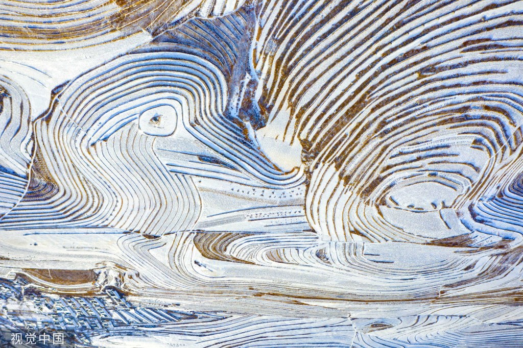 大连：辽南大地降瑞雪 乡村田野银装素裹