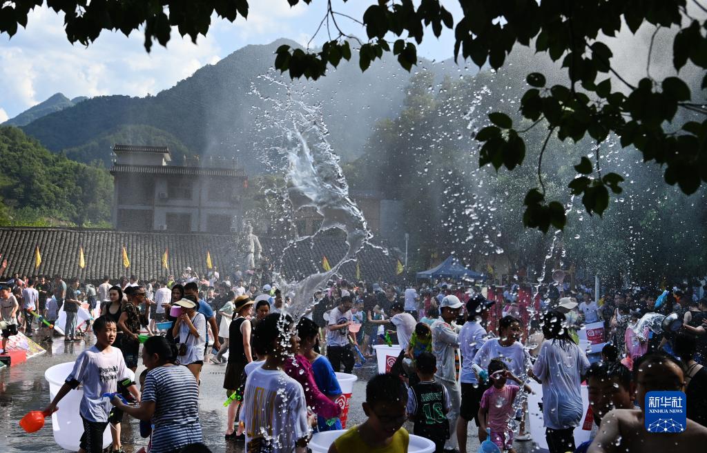 巴山深处清凉节