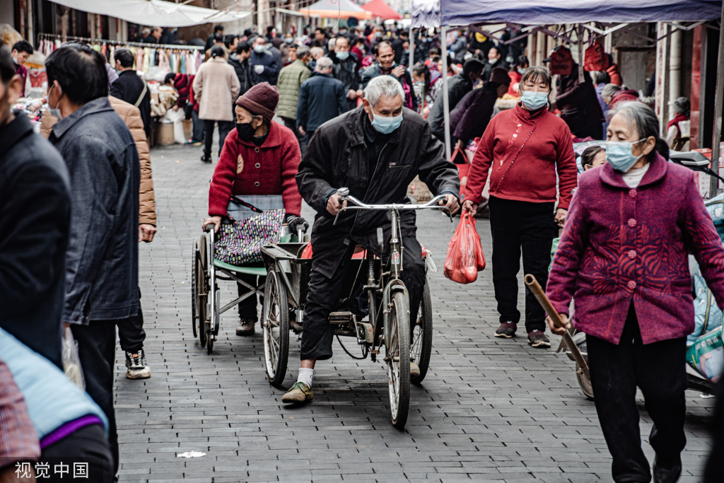 
浙江医院黄牛代挂号电话票贩子号贩子网上预约挂号,住院检查加快,农村大集燃起人间烟火 红红火火充满年味