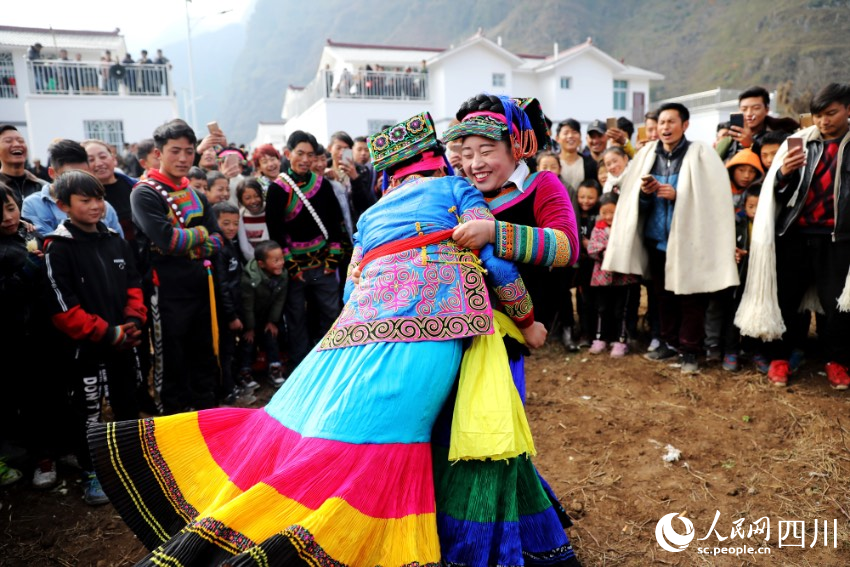 新春走基层｜大凉山的欢乐幸福彝族年