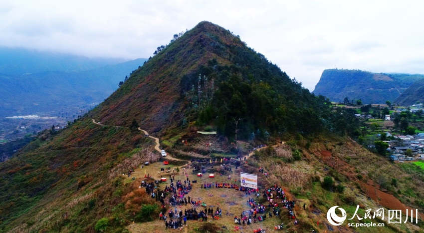 新春走基层｜大凉山的欢乐幸福彝族年