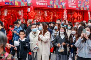 深圳迎春花市开幕 花香带出浓浓“烟火气”