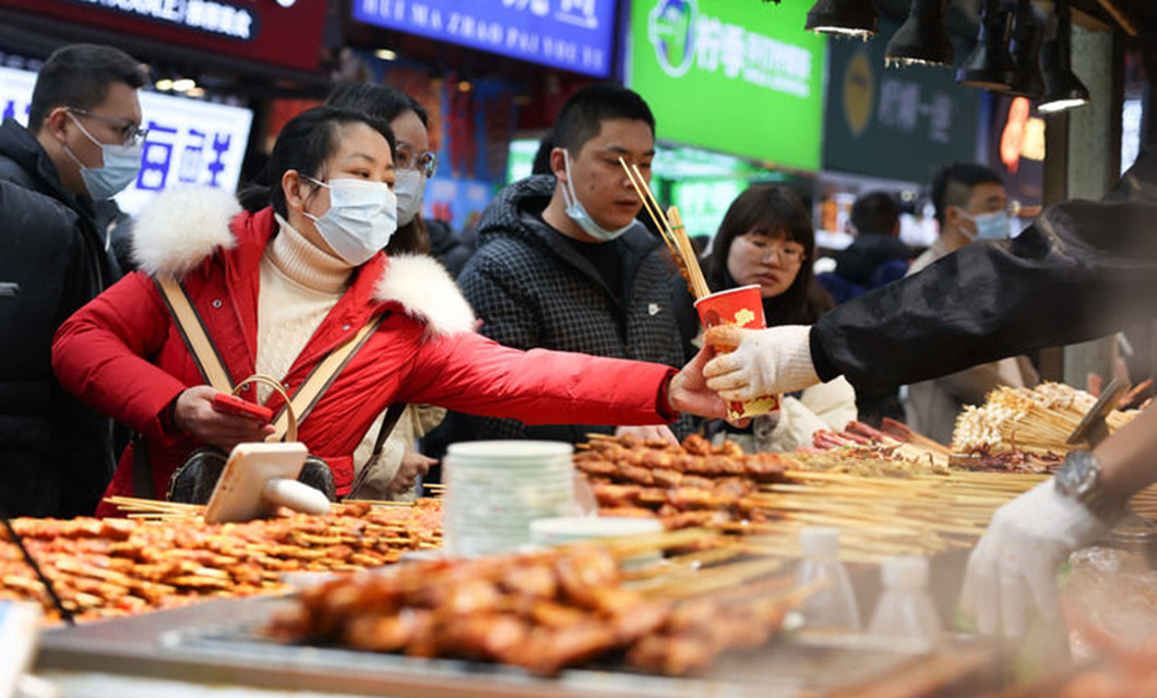 春节黄金周消费观察：年味浓、人气旺、开门红