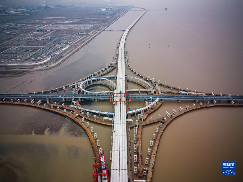 “海上高速路”建设忙