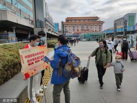 深港陆路口岸全面通关 人数不限无需预约