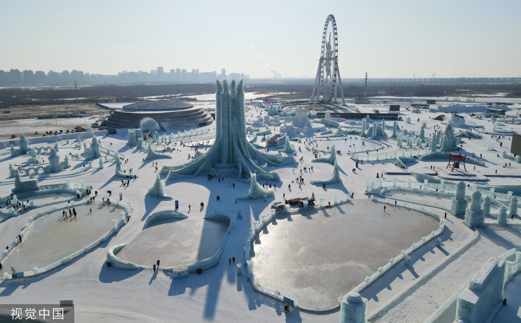哈尔滨：元宵节后冰雪游热度不减