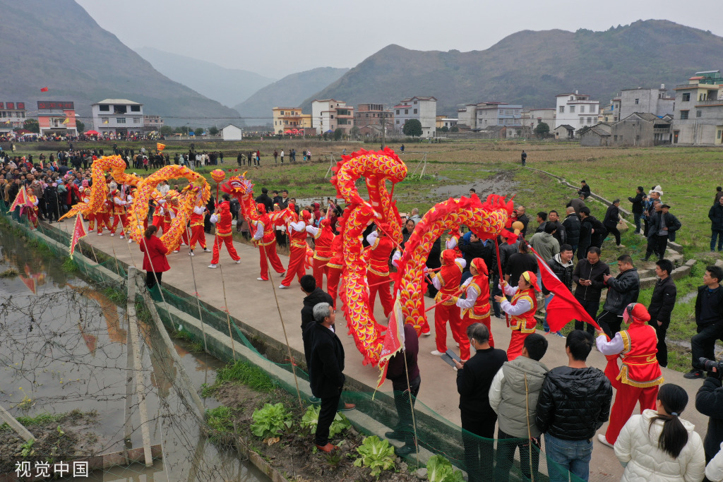
西安市儿童医院黄牛代挂号电话票贩子号贩子网上预约挂号,住院检查加快,龙抬头民俗文化活动开展 桂林村民春耕舞龙祈福
