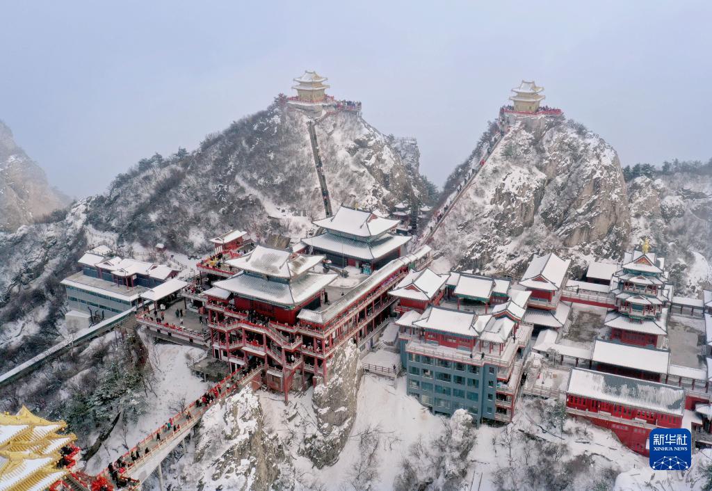 古风盛宴洛阳城 汉装踏雪老君山