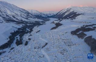 在阿勒泰，追寻人类滑雪最初的梦想