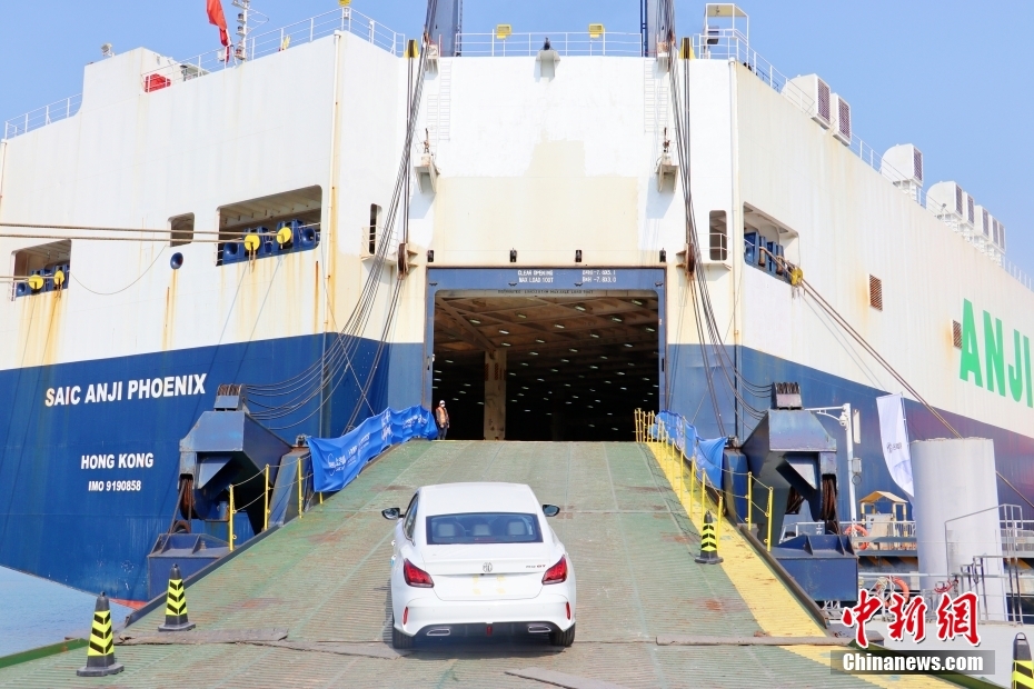 福建宁德首航墨西哥 千辆整车乘船“出海”