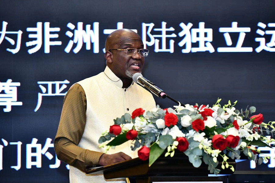 加纳驻华大使：中国投资促进加纳发展