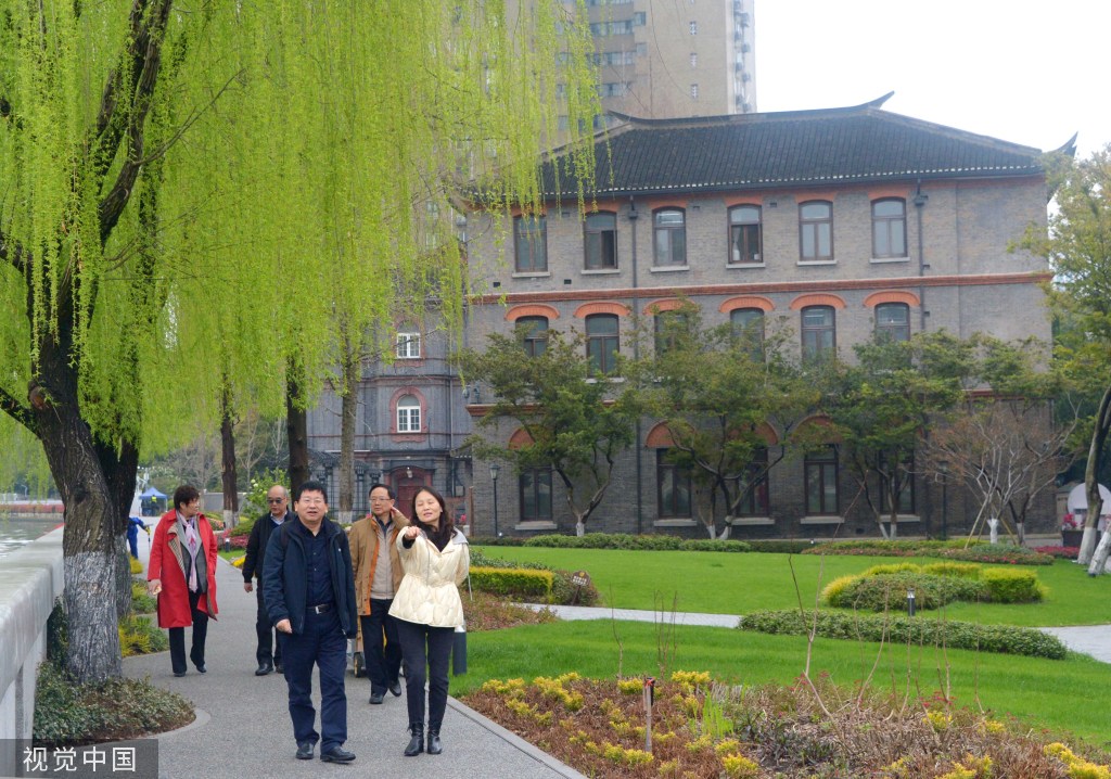 上海：大学拆除围墙 校园与街区社区融为一体
