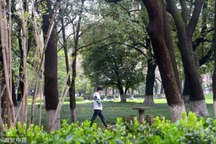 上海：大学拆除围墙 校园与街区社区融为一体