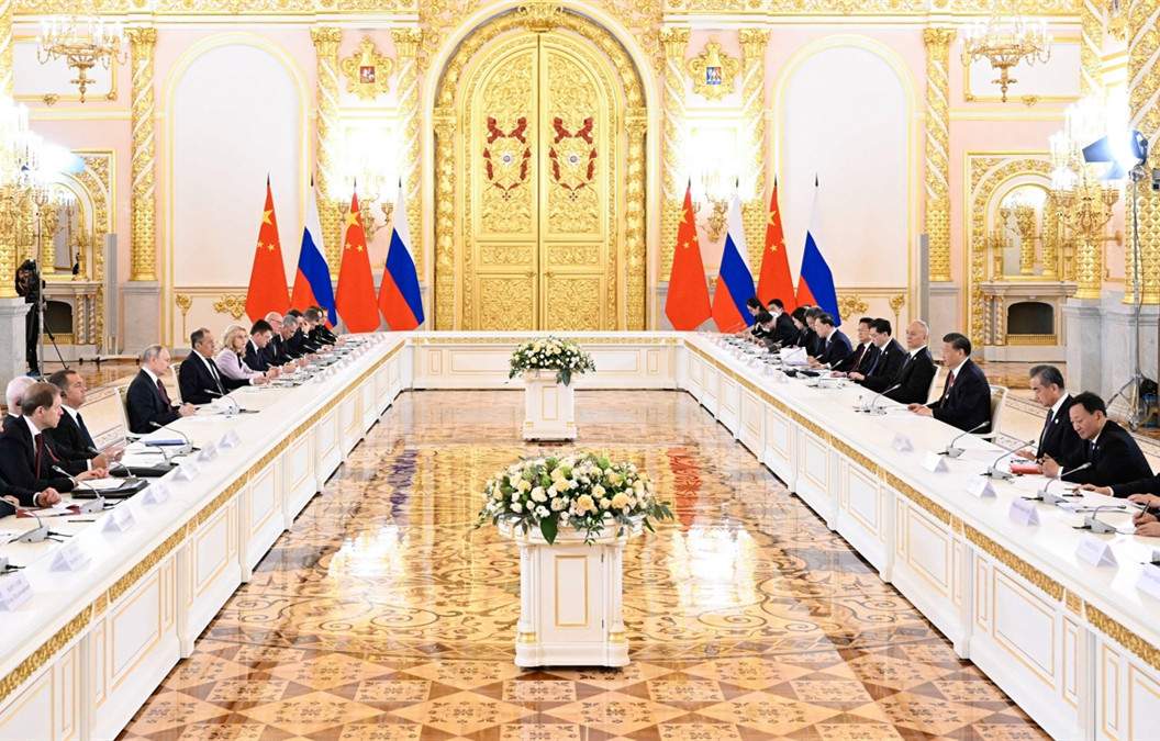 【元首外交 大国风范①】中俄友好，根深叶茂