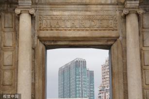 澳门旅游景点人流畅旺 单日入境旅客量创三年来新高