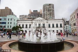 澳门旅游景点人流畅旺 单日入境旅客量创三年来新高