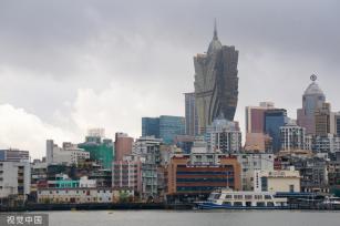 澳门旅游景点人流畅旺 单日入境旅客量创三年来新高