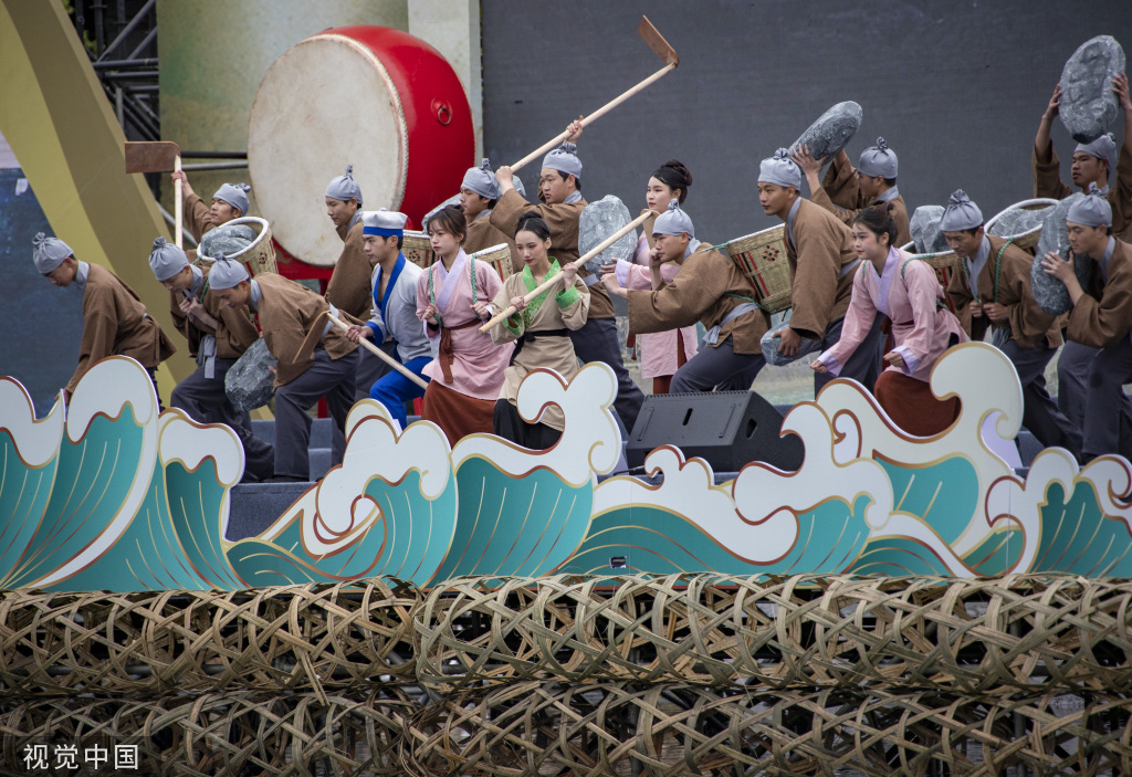 成都：都江堰放水节开幕