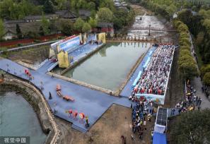 成都：都江堰放水节开幕