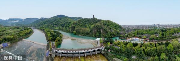 成都：都江堰放水节开幕