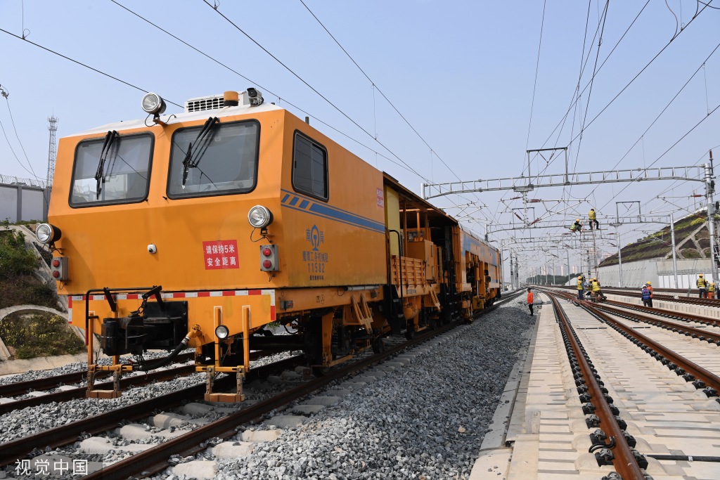 福厦高铁全线轨道精调完成