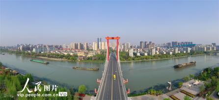 江苏宿迁：京杭大运河春季运输忙