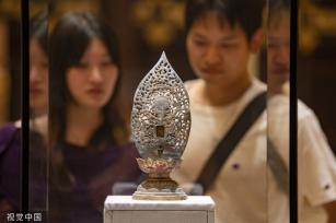 浙江金华举行万佛塔地宫出土文物展