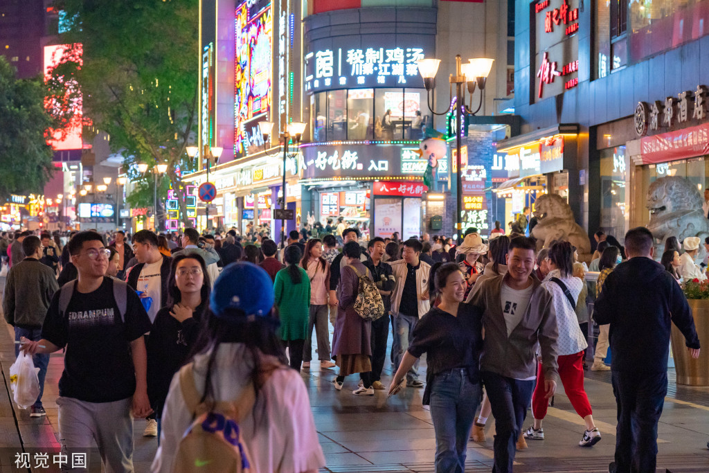 
北京阜外医院黄牛代挂号电话票贩子号贩子网上预约挂号,住院检查加快,重庆：五一假日临近 景点开启“人从众”模式