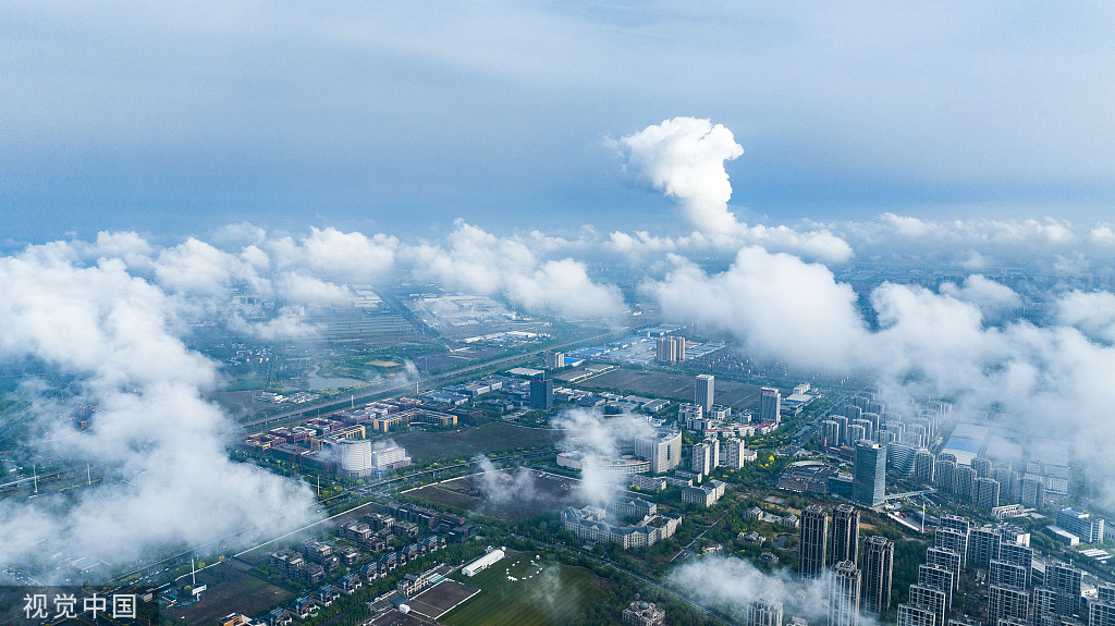 天津雨后现平流雾景观