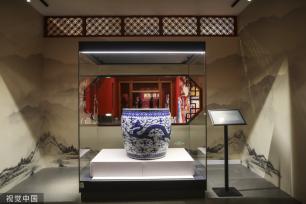 北京：“万历文物主题特展”国图开展 国宝金翼善冠真品罕见亮相