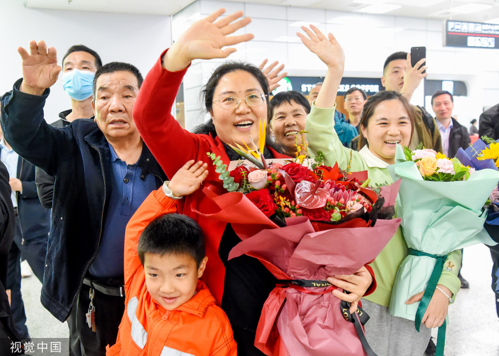 
东直门医院黄牛代挂号电话票贩子号贩子网上预约挂号,住院检查加快,中国援赞比亚第23批援外医疗队凯旋
