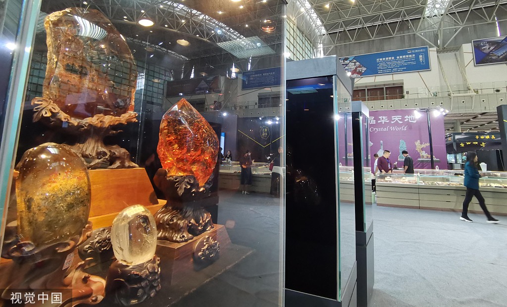 世界级菱锰矿“中国皇后”在南京参展