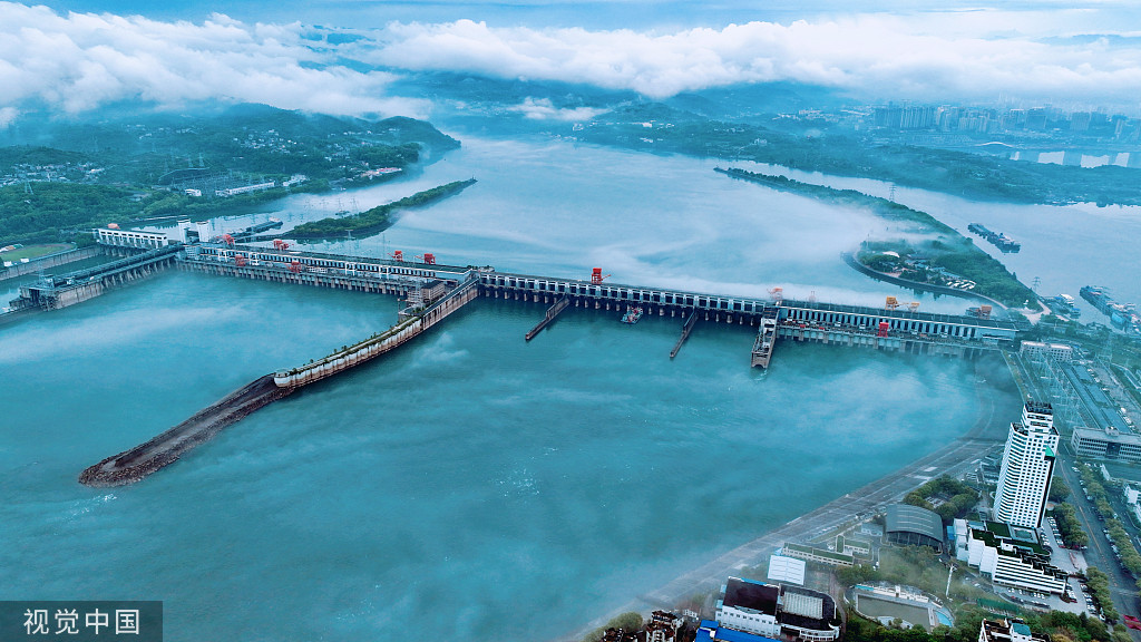 
北京空军总医院黄牛代挂号电话票贩子号贩子网上预约挂号,住院检查加快,湖北宜昌：雨后长江沿岸薄雾迷蒙