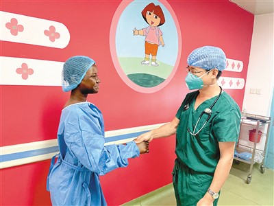 首都医科大学附属安贞医院黄牛代挂号电话票贩子号贩子网上预约挂号,住院检查加快,“西非之角”有一群中国“白衣天使”