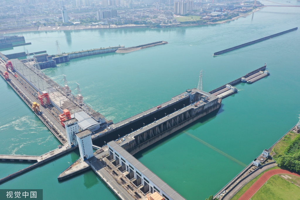 葛洲坝枢纽下泄流量2023年首轮过万
