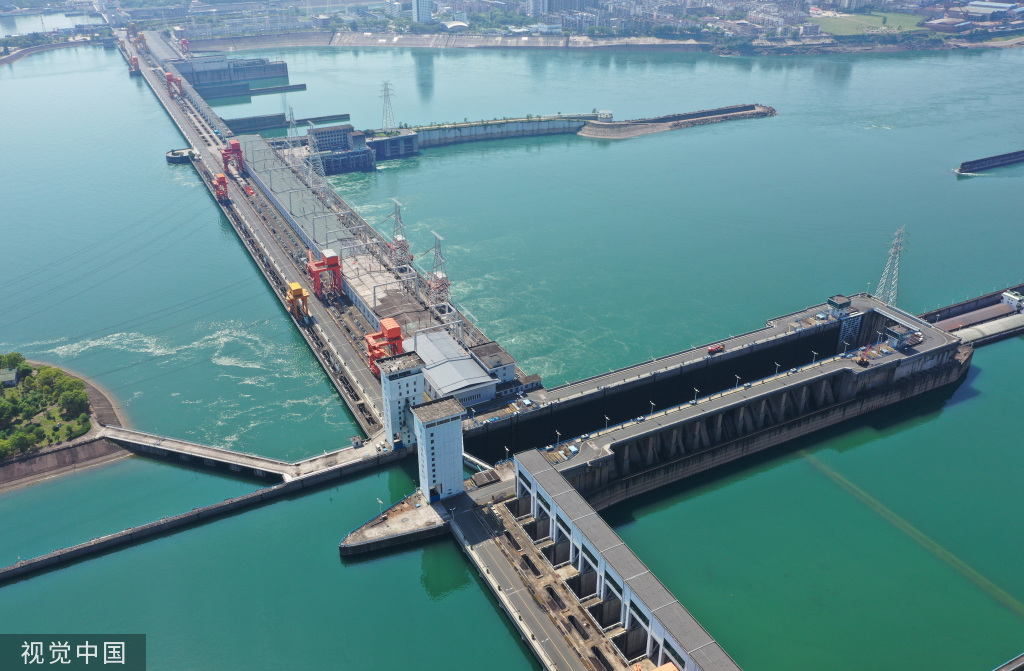 葛洲坝枢纽下泄流量2023年首轮过万