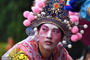 广州南沙妈祖文化旅游节举行 非遗文化巡游上演