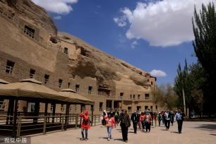 甘肃敦煌旅游接待人数创新高