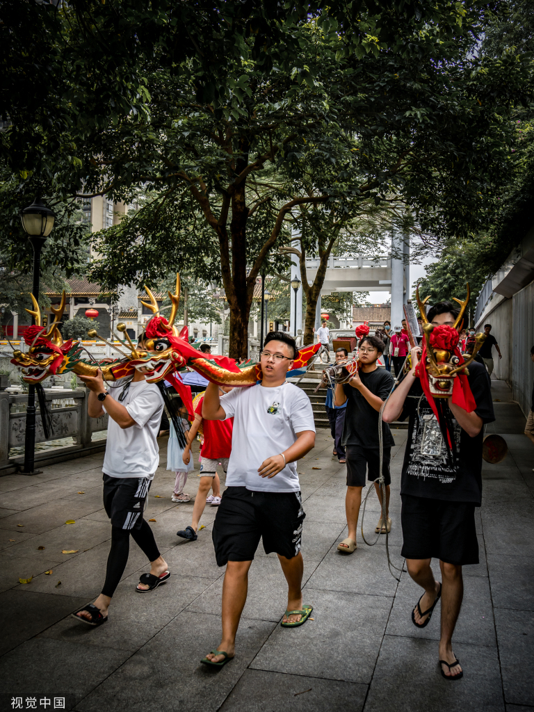 猎德龙舟队备战广州国际龙舟邀请赛