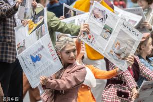 杭州：花样迎亚运 武林大巡游启幕