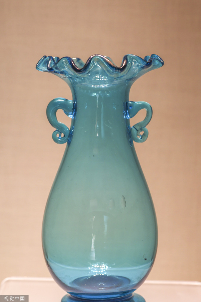 “多巴胺”风潮来袭 老祖宗才是时尚“弄潮儿”