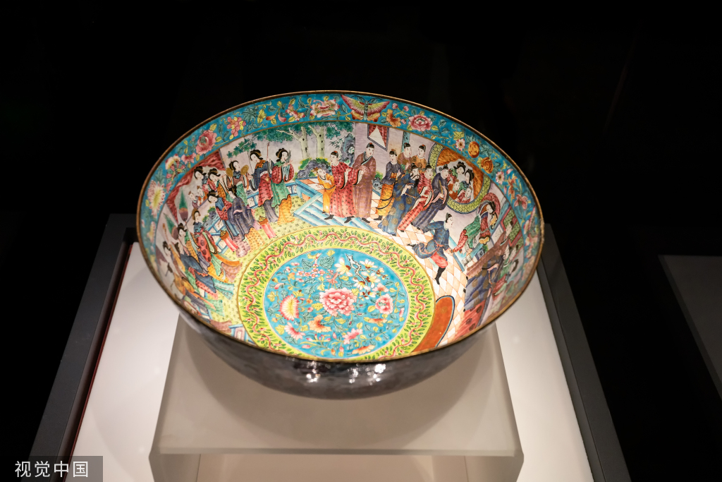 “多巴胺”风潮来袭 老祖宗才是时尚“弄潮儿”