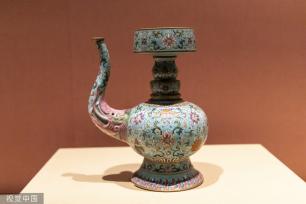 “多巴胺”风潮来袭 老祖宗才是时尚“弄潮儿”