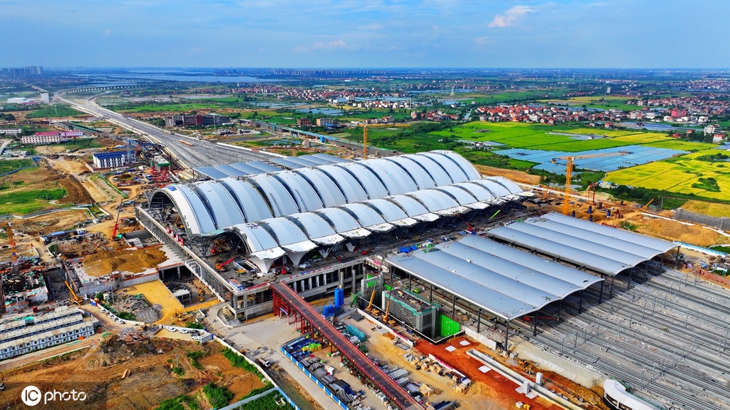 江西南昌东站项目建设提速