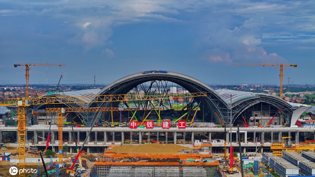 江西南昌东站项目建设提速