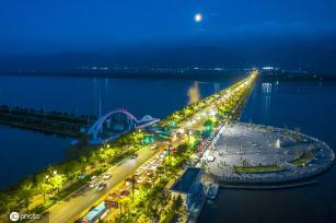 山西运城：盐湖夜景 璀璨迷人